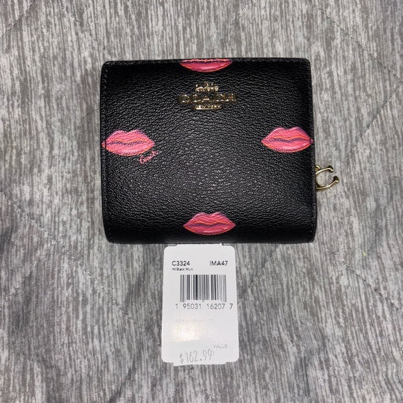 Coach Snap Wallet with Lips print - Picture 6 of 7